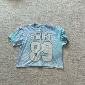 Cute Taylor, Swift blue T-shirt
